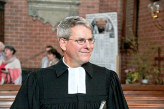 Pastor Burkhard Weber