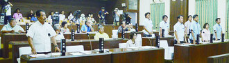 陸自配備推進の請願が採決の結果、不採択となった=20日、石垣市議会