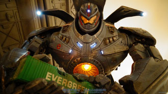 Gipsy Danger Figur mit Glasfaserbeleuchtungsumbau