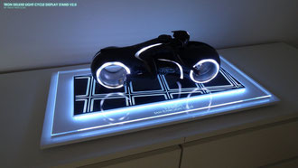 TRON Deluxe Base V2.0 mit 1:6 Light Cycle
