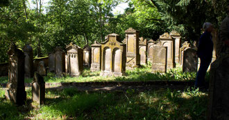 Einer der ältesten jüdischen Friedhöfe in Baden steht in Oberöwisheim. Der Eppinger Friedhof (Bild) und auch der Flehinger sind jünger.