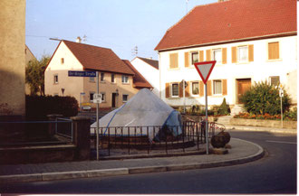 Weitere solcher Bilder von „nicht mehr Vorhandenem“ suchen wir auch für die geplanten Ausstellungen an Kirchweih in Flehingen (und Großvillars)