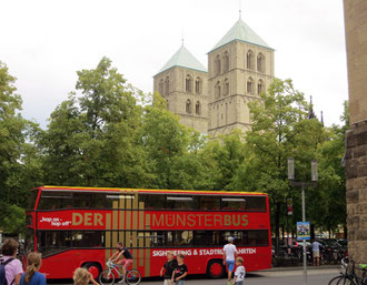 St.Paulus-Dom aus dem 13. Jahrhundert. Für unsere Fahrt nach Paderborn, Oerlinghausen und Münster sind noch ein paar Plätze frei.