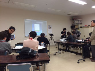 ☆NHK学園くにたち定期講座はじめてのiPad講座光景。
