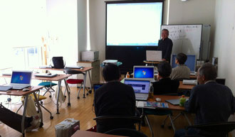☆「Windows 8研究会」で討議中。4月27日