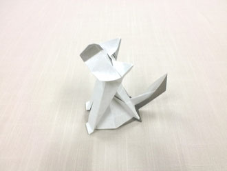 講習作品(予定)花のブローチ(葉3枚付き)