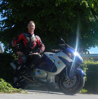 Suzuki Hayabusa kam dazu ;-)