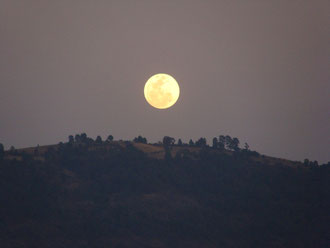 Magia de Luna llena en Malinalco, sede de retiros.