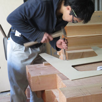 若手自社大工の育成