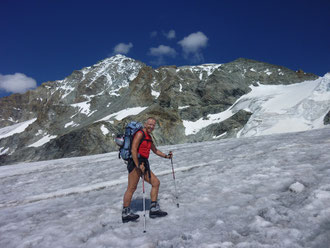 Aufstieg zur Cabanne de la Dent Blanche