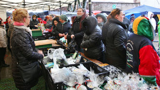 20 t Lebensmittel von drei Großbetrieben und 35 Supermärkten und Bäckereien im Monat