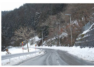 雪道走行の危険