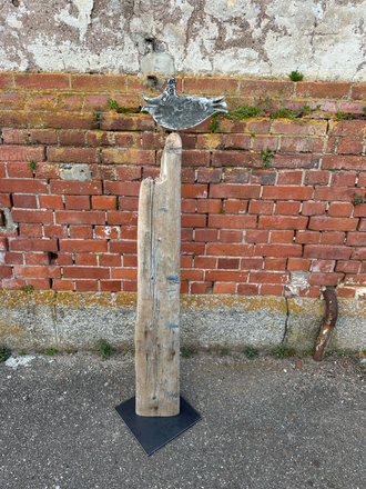 Große Metallskulptur & maritime Treibholz Holzstehle 