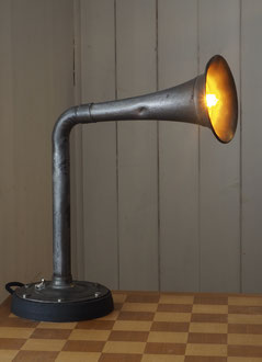 Findling-Lampe "Saurer"; verkauft