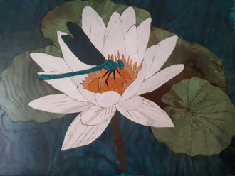 Libellule sur nénuphar  - marqueterie - Atelier Eclats de Bois - 38 isère