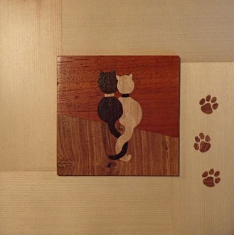 Chats sur palissade avec empreintes - marqueterie - Atelier Eclats de Bois - 38 isère