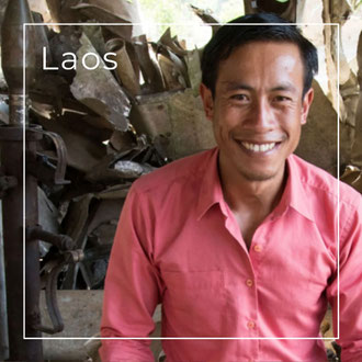 Laos - Schmuck aus alten Blindgängern