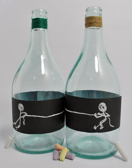 BT69 - coppia di bottiglie da tavola bicromatiche con parete a lavagna riscrivibile - dim.100 cl