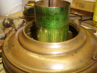 innere Dochtführung, verklebt, vor Restauration