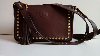 maroquinerie française, sac clouté, sac à main artisanal, luxe, sac fabrication française, sac haut de gamme, made in France, sac fait main