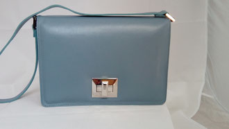 maroquinerie française, sac à main artisanal, luxe, sac fabrication française, sac haut de gamme, made in France, sac fait main