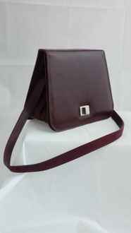 maroquinerie française, sac à main artisanal, luxe, sac fabrication française, sac haut de gamme, made in France, sac fait main