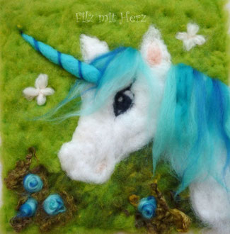 WOLLBILD EINHORN BLAU - FILZ MIT HERZ  FILZBILDER WOLLBILDER