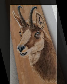 Wandbild Gemse auf Eichenholz / 120 x 40 cm