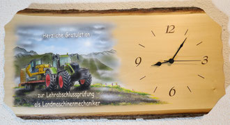 Holzuhr Lehrlingsgeschenk