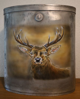 Milchtausse bemalen Hirsch Airbrush / Kundenauftrag Jäger www.petras-handwerk.ch