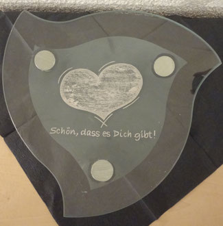 Glasschale graviert / Glasgravur Herz