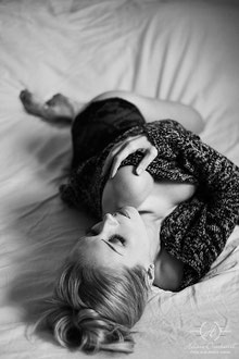 photo boudoir, lingerie en tirage dit "reproduction"