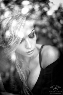photo boudoir, lingerie en tirage dit "reproduction"