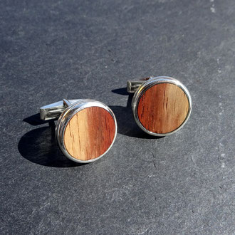 Manschettenknöpfe in Silber 925 und Holz, CHF 670.-