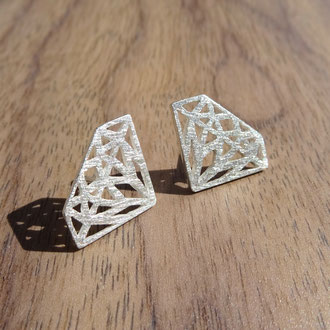 Ohrstecker "Diamonds" in Silber 925 eismatt, CHF 400.-