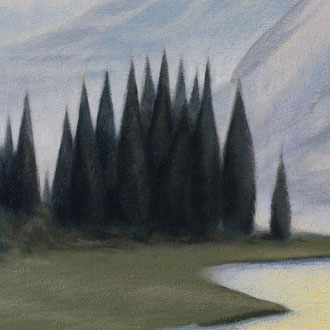 Cyprès sombres au bord d'un lac