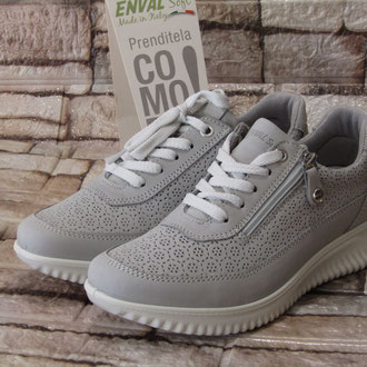 Sneakers in nabuck ghiaccio laccio/cerniera sottopiede estraibile in pelle suola gomma tacco 10
