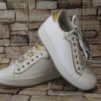 Sneakers in pelle bianca inserti oro sottopiede estraibile in pelle suola gomma tacco 10