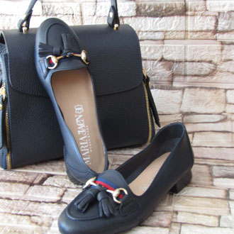 Mocassino pelle sfoderata blu tacco 20 suola gomma