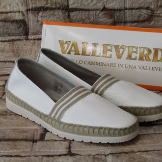 Slipon in morbidissima pelle bianca inserti in elastico sottopiede pelle suola gomma tacco 10
