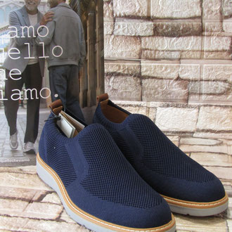 Pantofola in tessuto elasticizzato blù soletto in pelle estraibile suola gomma