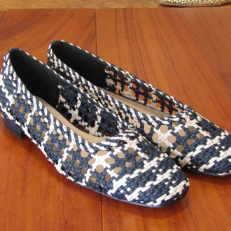 Intrecciato blu e beige f.do cuoio tacco 20