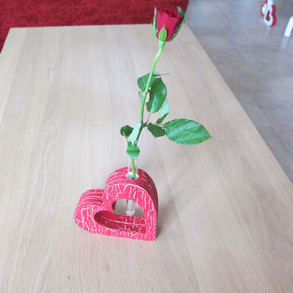 Muttertag Herzenvase / kreativ-fraesen
