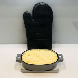 Streusel über die Äpfel geben...