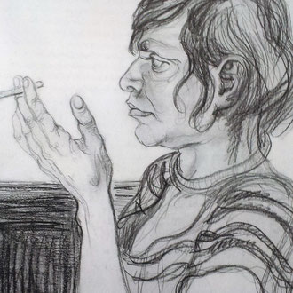 Kriminalkomissarin Swetlana Denežkina (*1949) zeigt Strenge, aber auch Sympathie für Dorf und Hexe. [Elfriede Lohse-Wächtler]