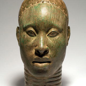 Amara (*vor ca. 60.000 Jahren). Atufa und Amara gehören zu den ältesten Menschen, de überhaupt auf der Erde leben. [Bronzeskulptur der Yoruba, Ife]