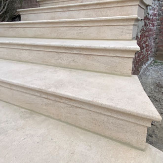escalier en pierre de semond - réalisation sur mesure 