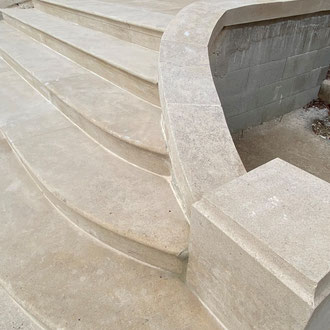 escalier manoir pierre de semond 