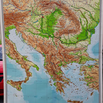 Donauraum und Balkan-Halbinsel, NR 17, 180 x 220