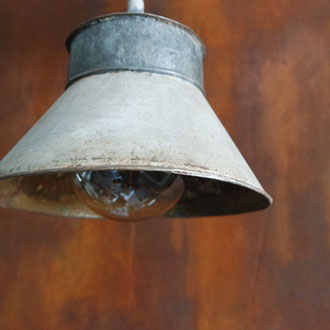 Rost TV kastl Farbe Wand Oxidant Einfach schnell diy 